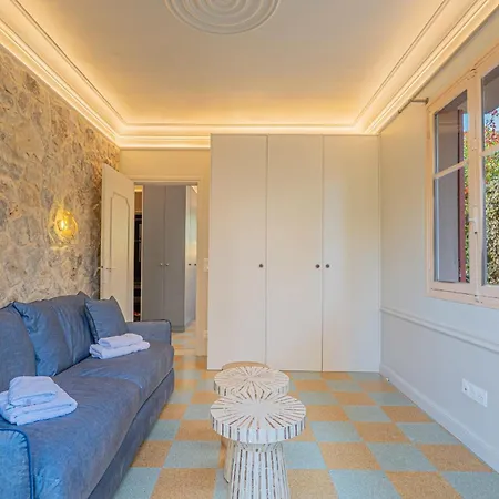 Avec Terrasse - A Pied * Roquebrune-Cap-Martin