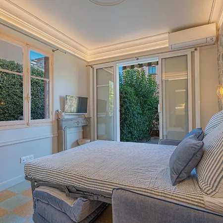 Avec Terrasse - A Pied Appartement *