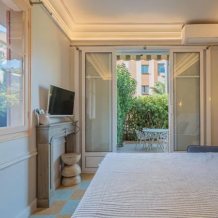 Appartement Avec Terrasse - A Pied *